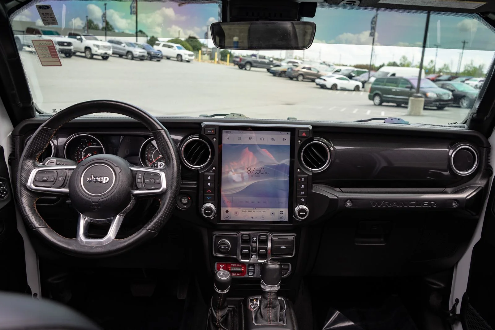 Used 2022 White Jeep Unlimited Rubicon 392 image 35