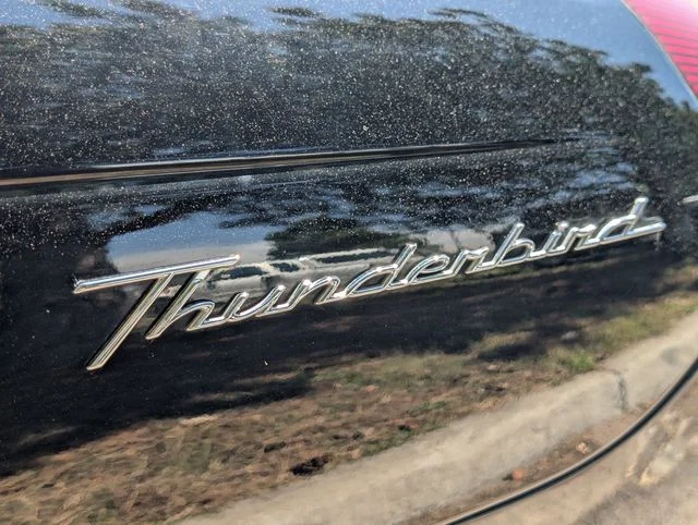 2002 Ford Thunderbird Deluxe - Photo 11