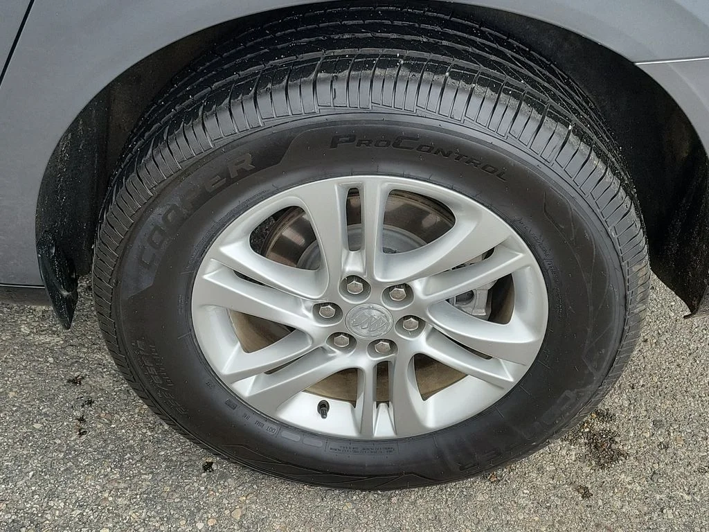 Used 2018 Gray Buick Essence image 28