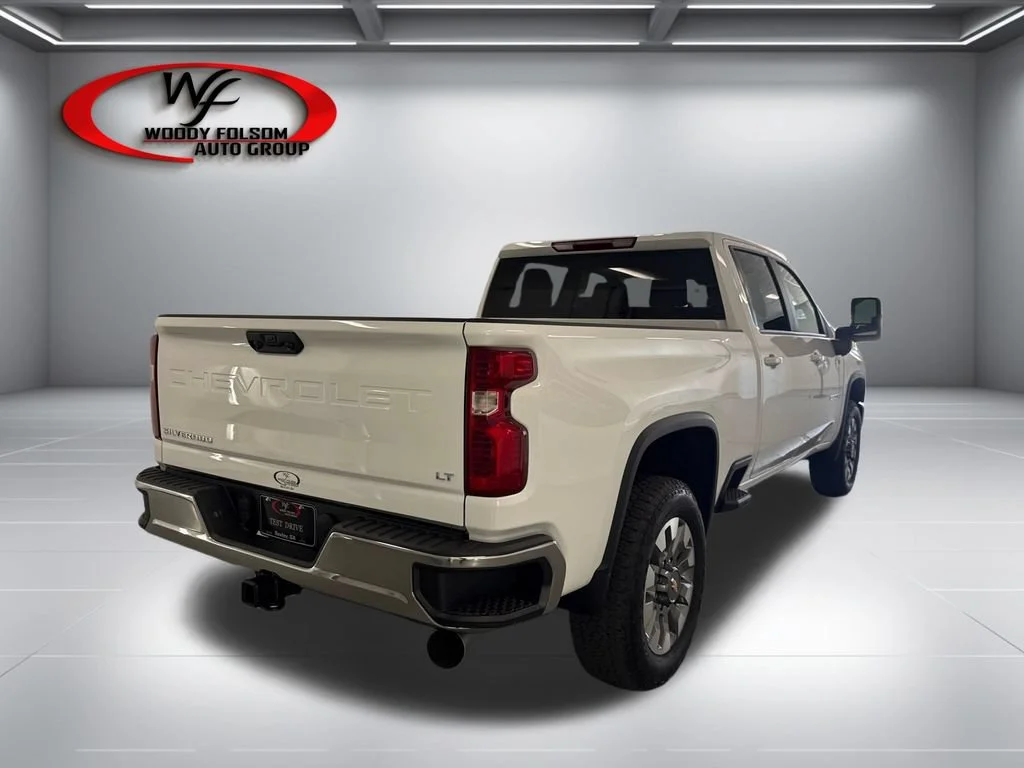 New 2026 Summit White Chevrolet LT image 6