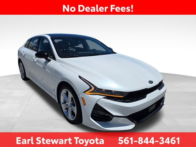 Used 2021 White Kia GT-Line image 2