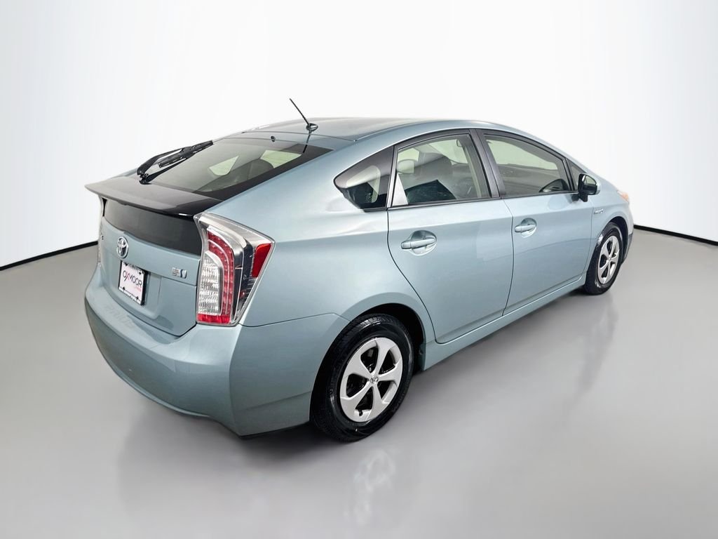 Used 2012 Sea Glass Pearl Toyota Two image 7