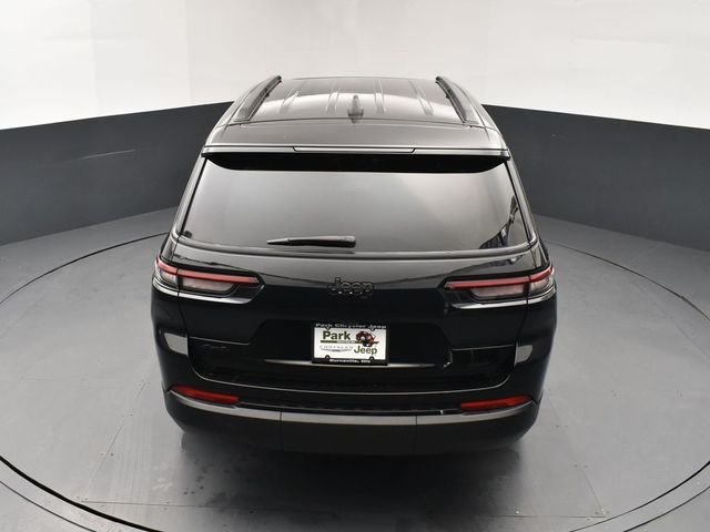 Used 2024 Black Jeep Altitude X image 17