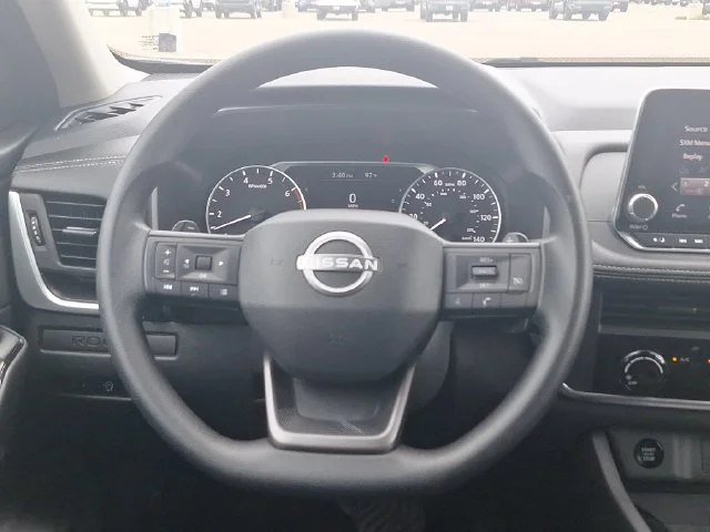 Certified Used 2025 White Nissan S image 15