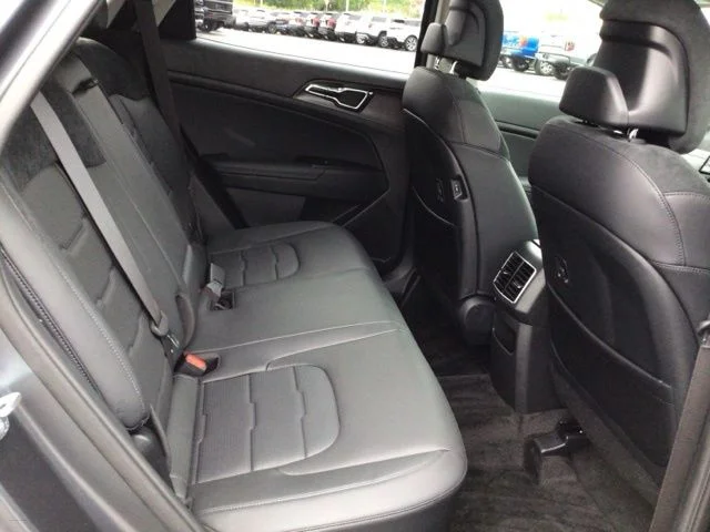 Used 2026 Shadow Kia SX-Prestige image 26