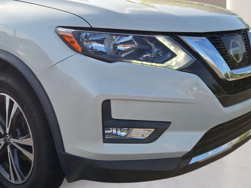 Used 2017 Nissan Rogue SL with VIN JN8AT2MTXHW154322 for sale in Auburn, AL