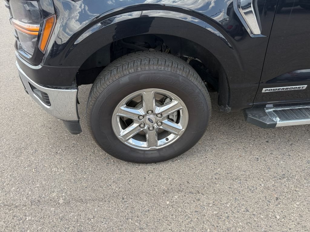 Used 2024 Black Ford XLT image 21
