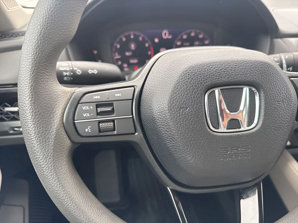 Used 2024 White Honda EX image 15