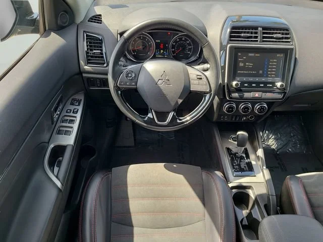 Used 2024 Silver Mitsubishi S image 11
