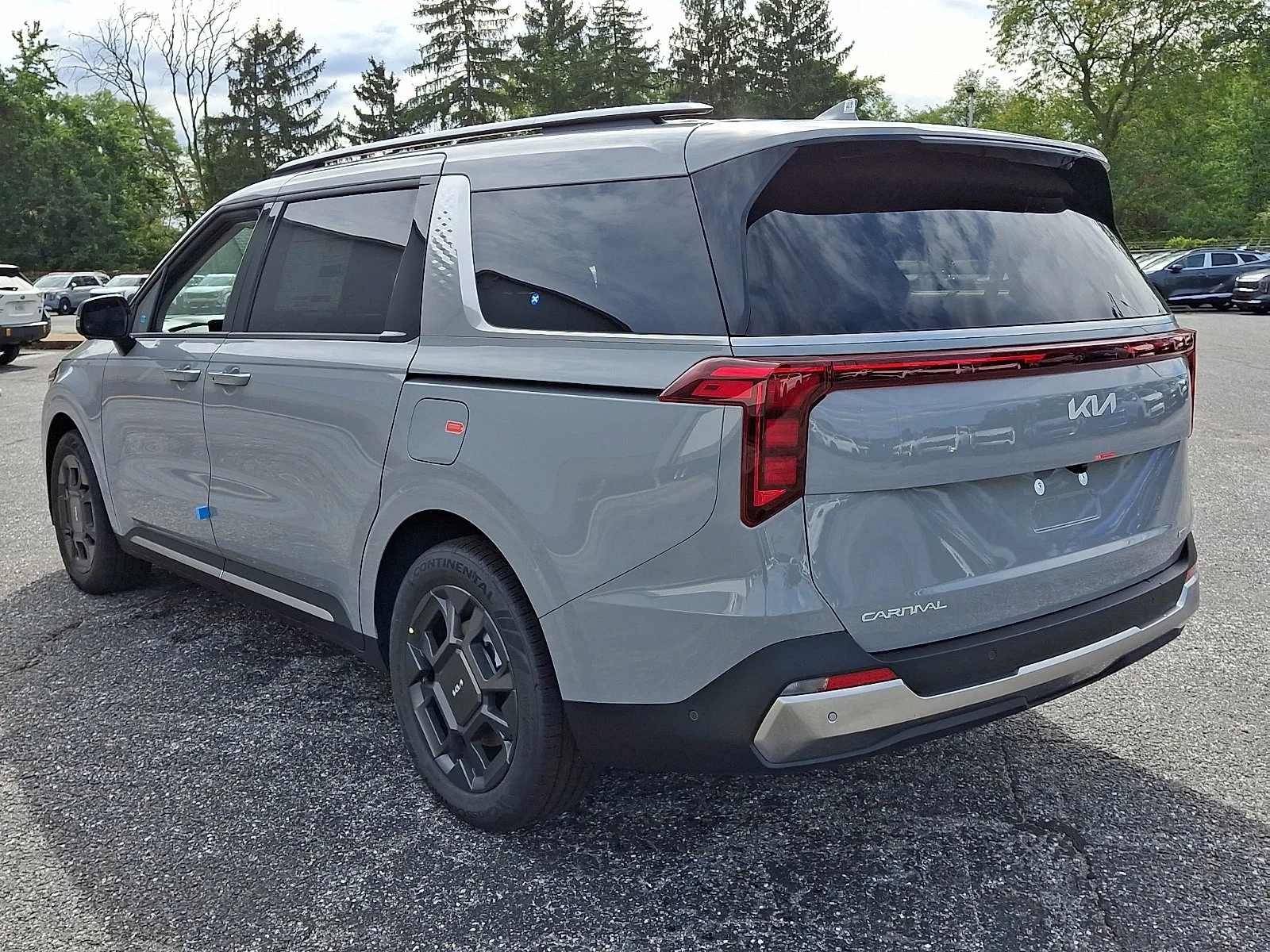 New 2027 Silver Kia SX image 6