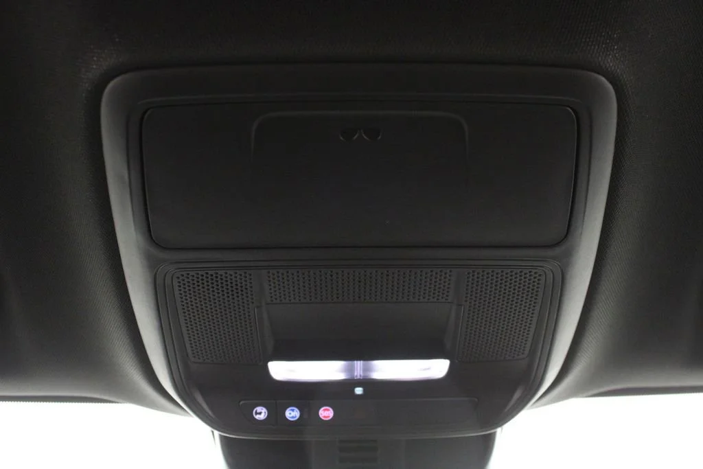 New 2026 Summit White Chevrolet LT image 22