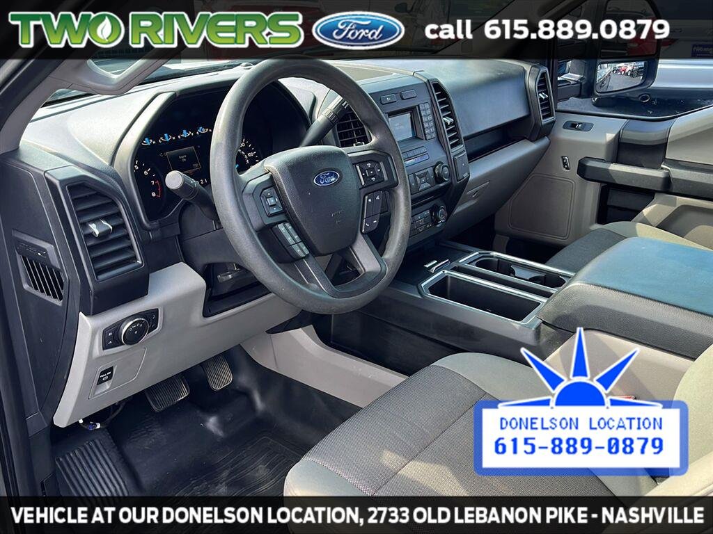 Used 2015 Magnetic Metallic Ford XL image 20