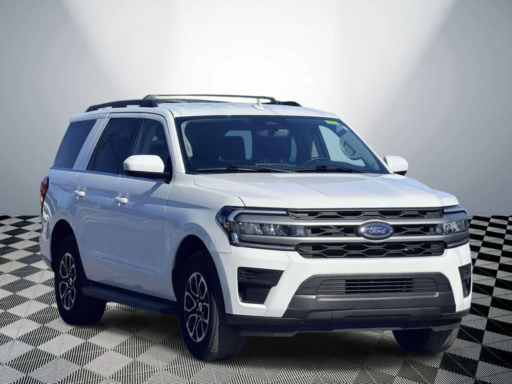 Used 2024 White Ford XLT image 4