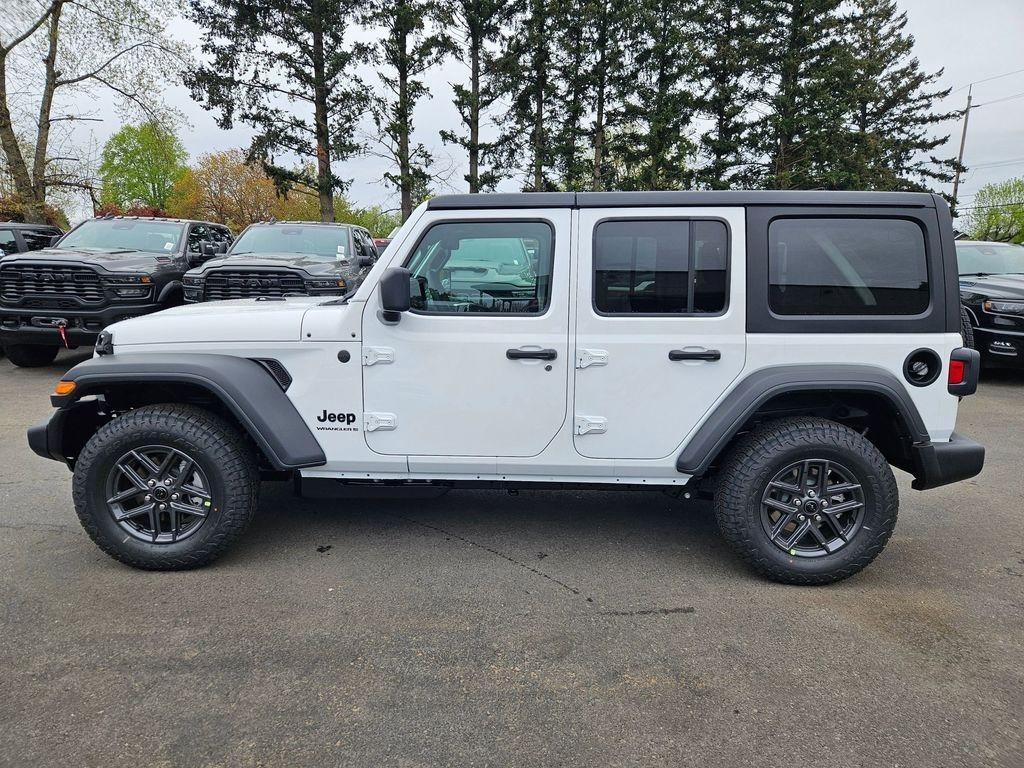 New 2026 Bright White Clear-Coat Exterior Paint Jeep Sport S image 4