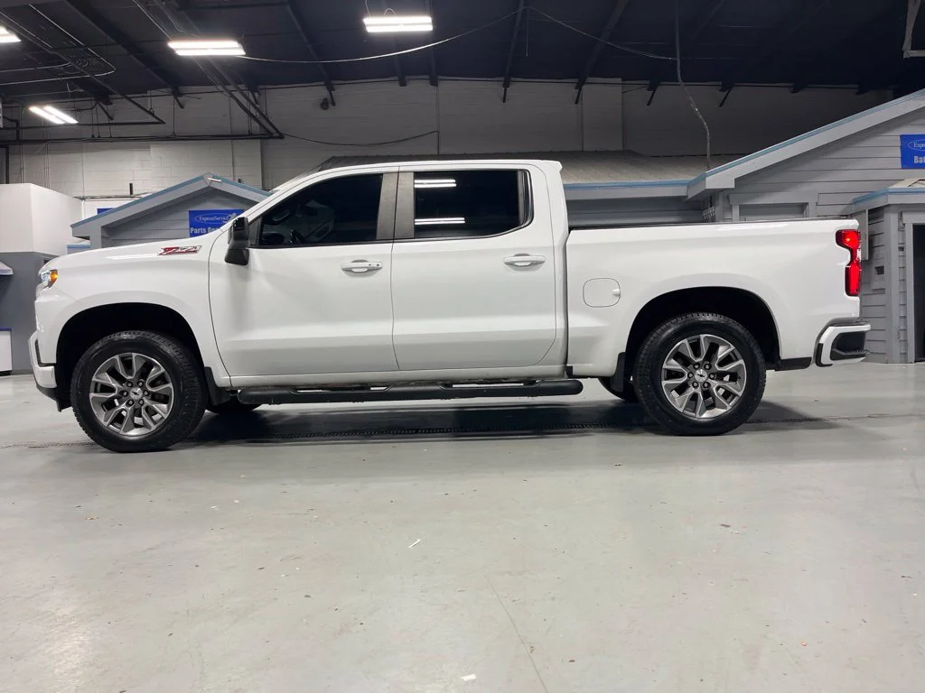 Used 2020 Summit White Chevrolet RST image 4