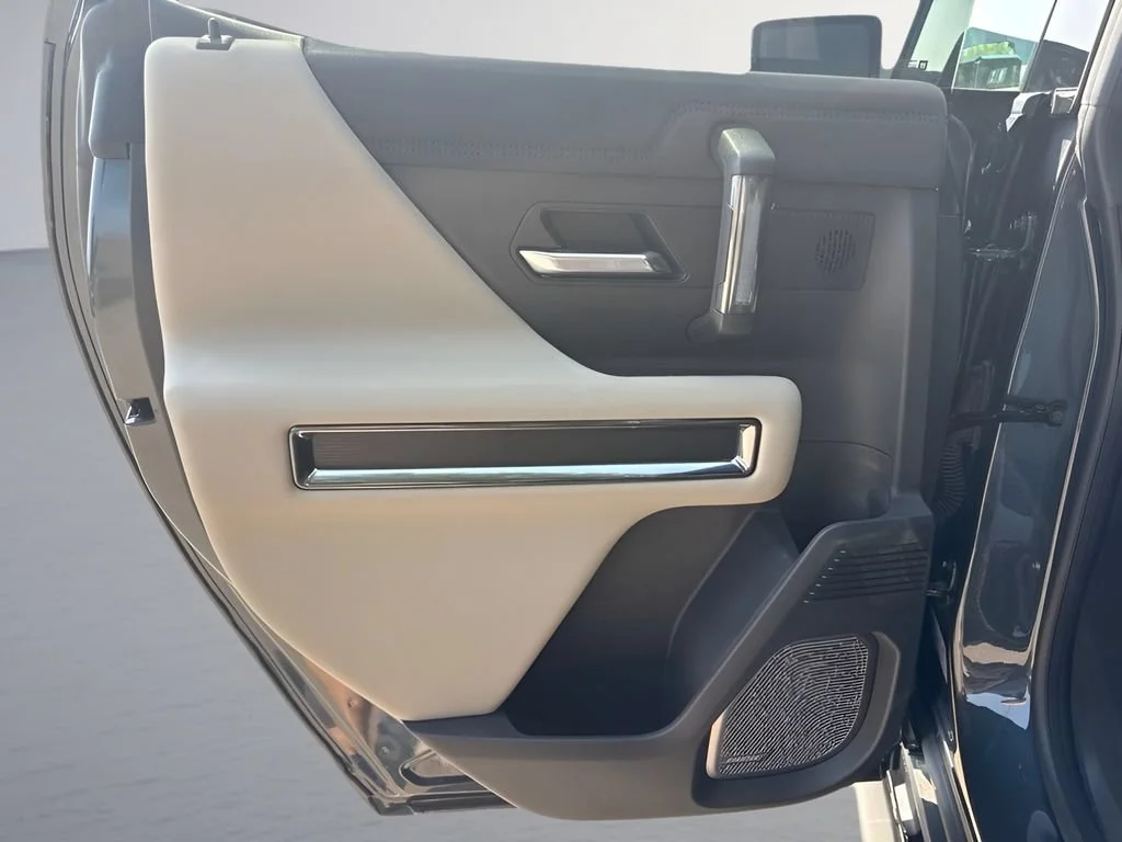 Used 2026 Graphite Blue Metallic GMC 2X image 31