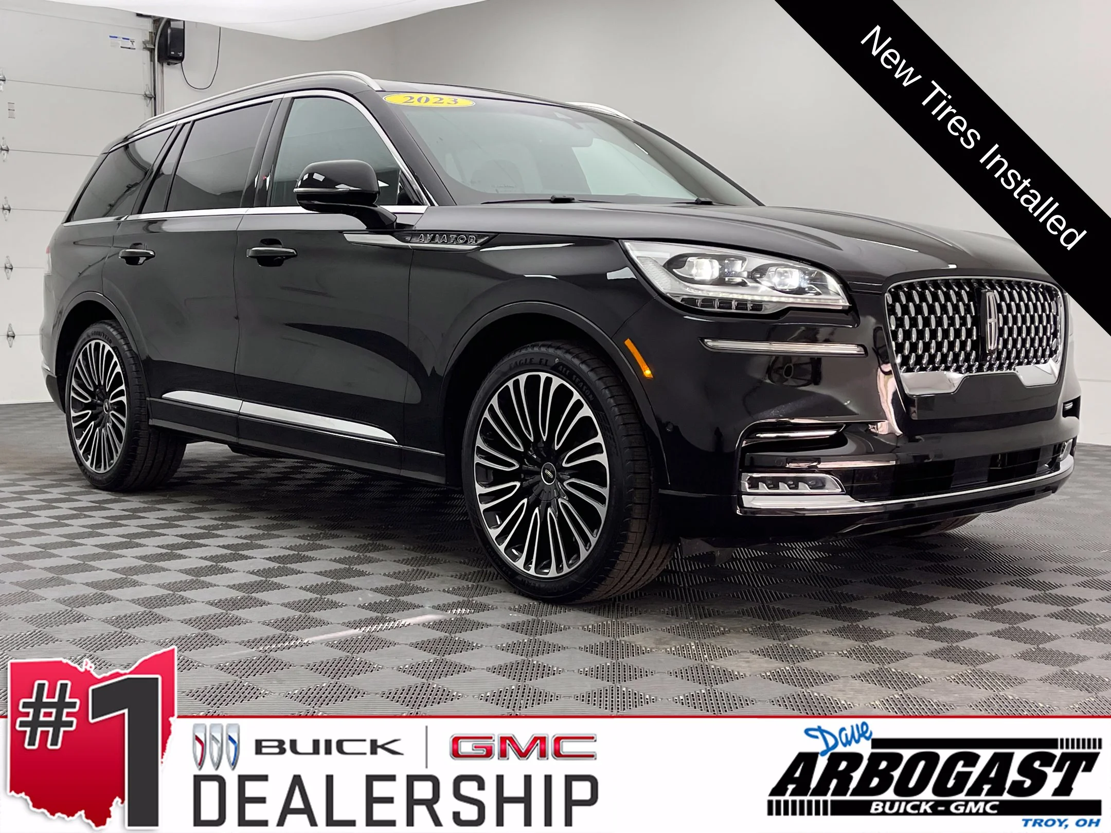 Used 2023 Black Metallic Lincoln Black Label image 1