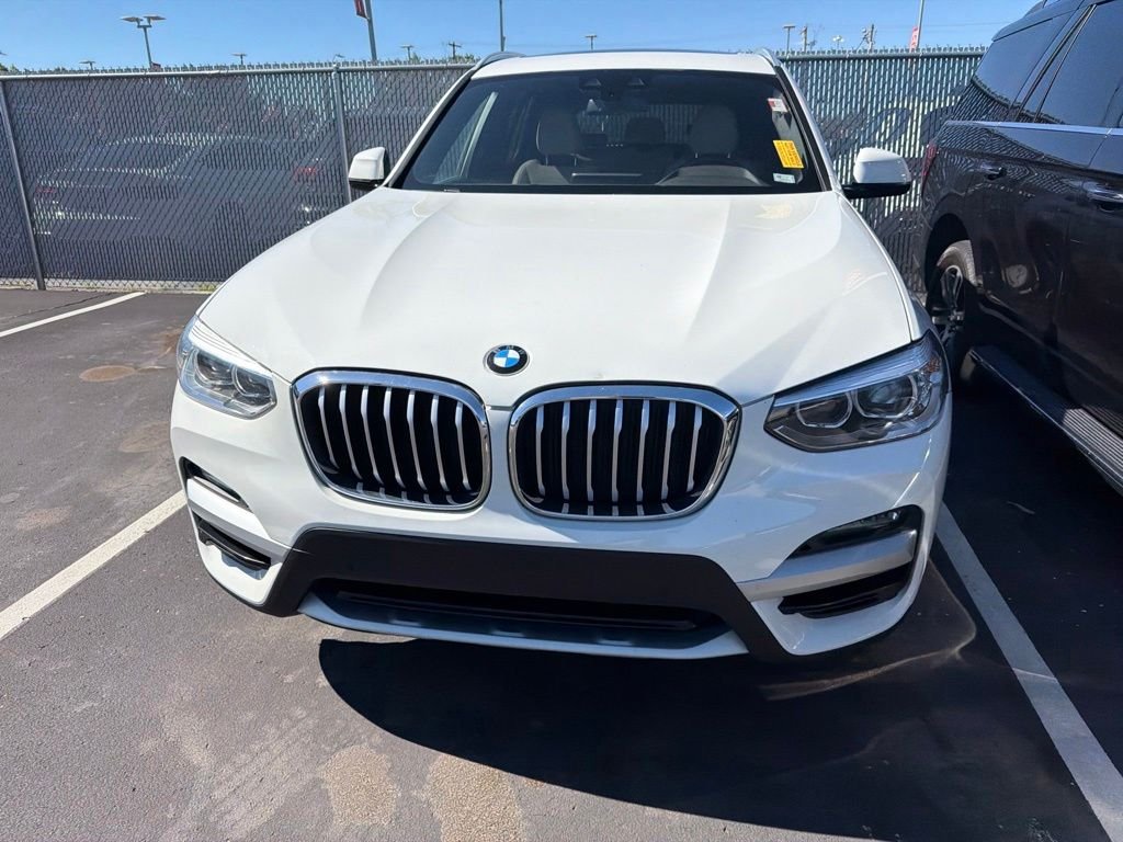 Used 2021 White BMW xDrive30e image 2