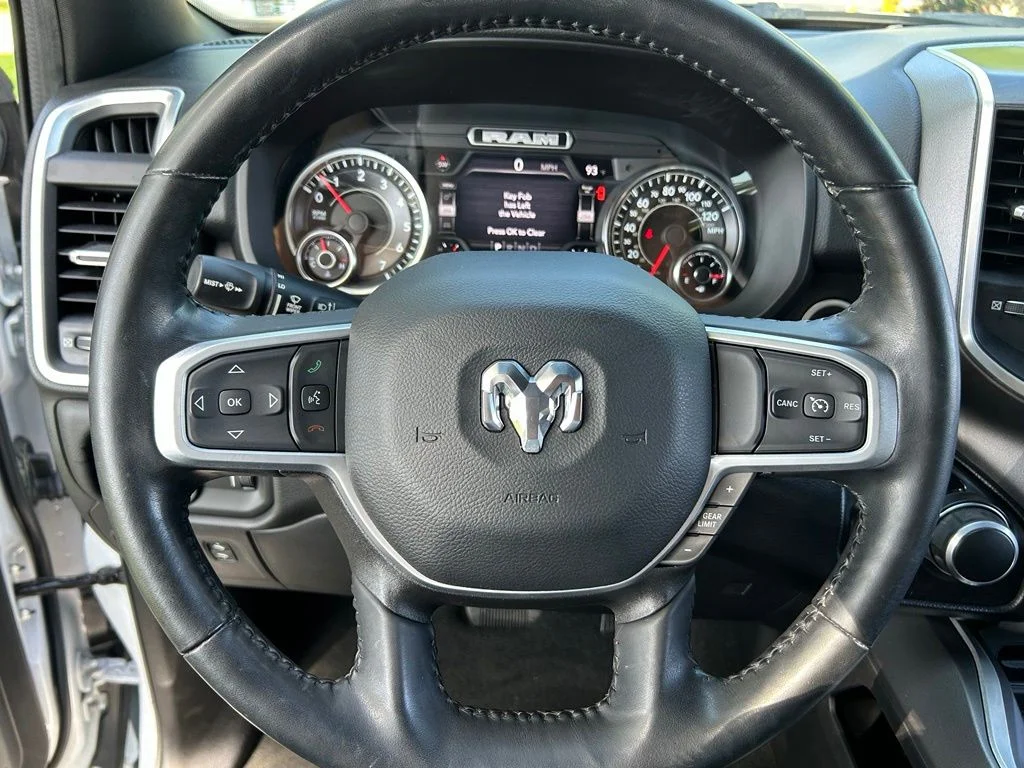 Used 2023 White Ram Big Horn/Lone Star image 19