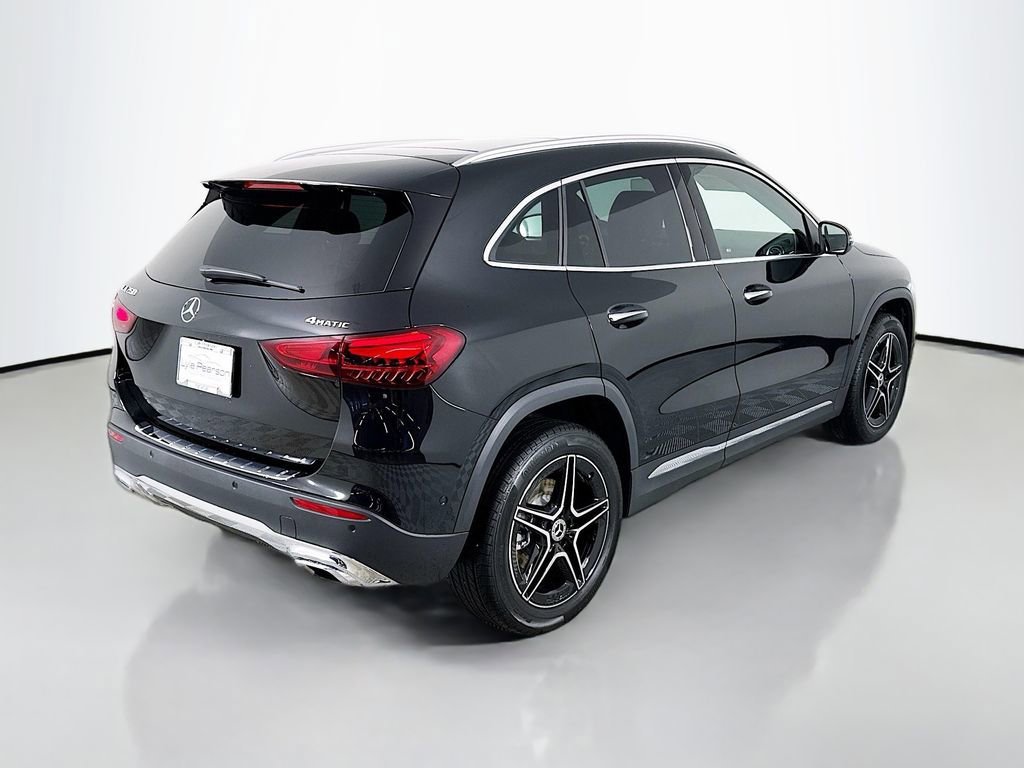 New 2026 Cosmos Black Metallic Mercedes-Benz GLA 250 image 41