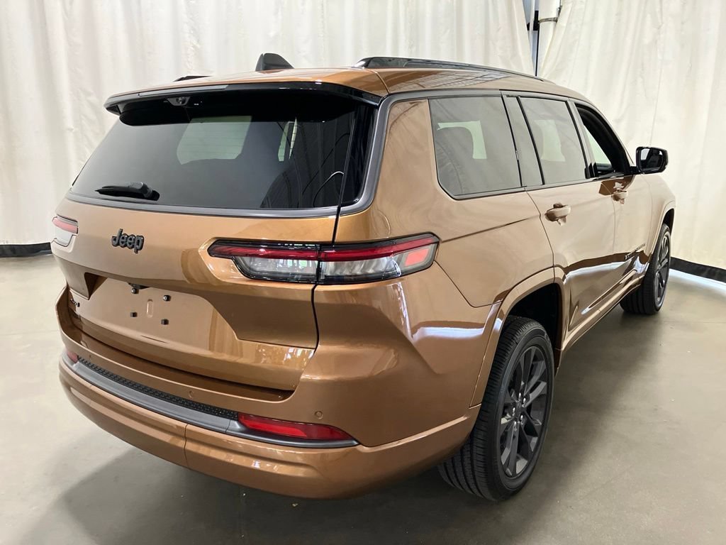 New 2026 Copper Shino Metallic Clear-Coat Exterior Paint Jeep Limited Reserve image 27