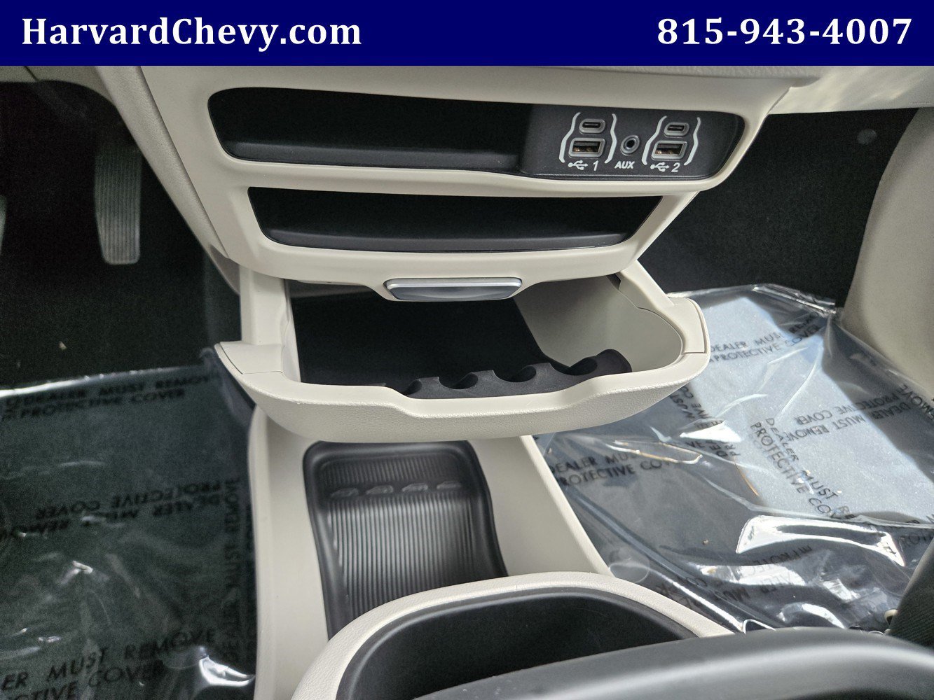 2023 Chrysler Pacifica Touring L - Photo 10