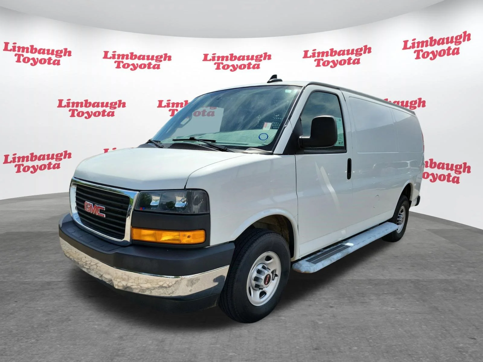 2024 GMC Savana Cargo Work Van - Photo 14