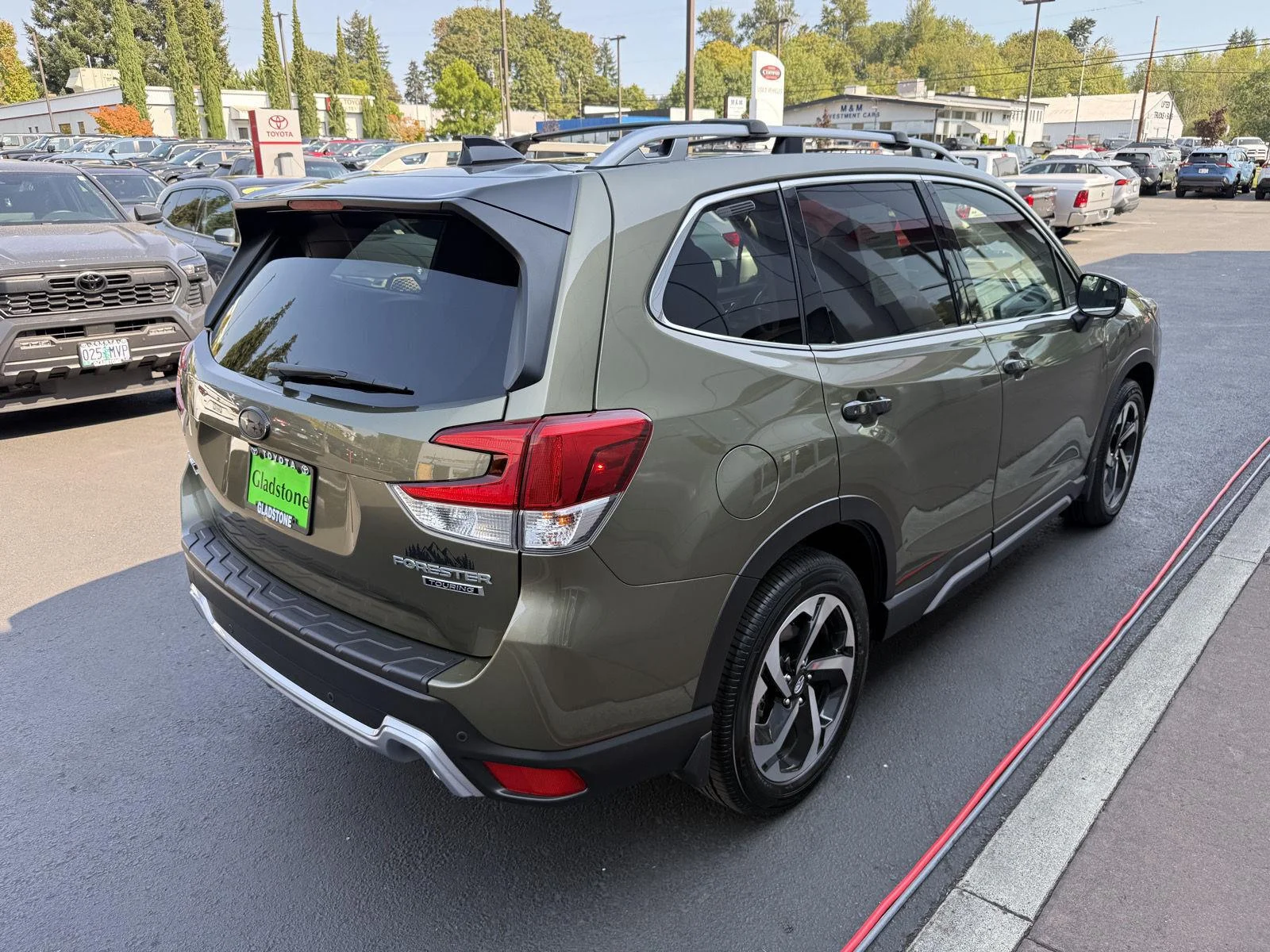 Used 2024 Autumn Green Metallic Subaru Touring image 5