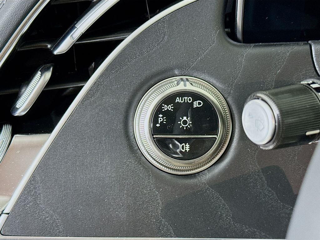 Used 2026 White Mercedes-Benz E 350 image 10
