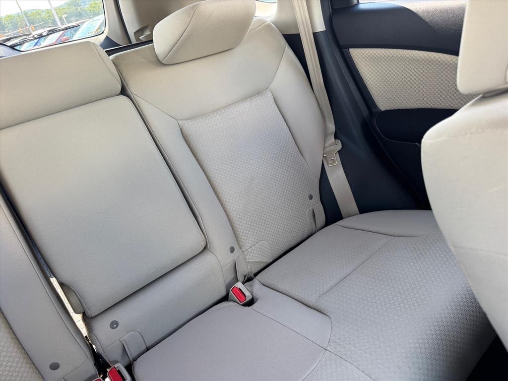Used 2016 White Diamond Pearl Honda EX image 18