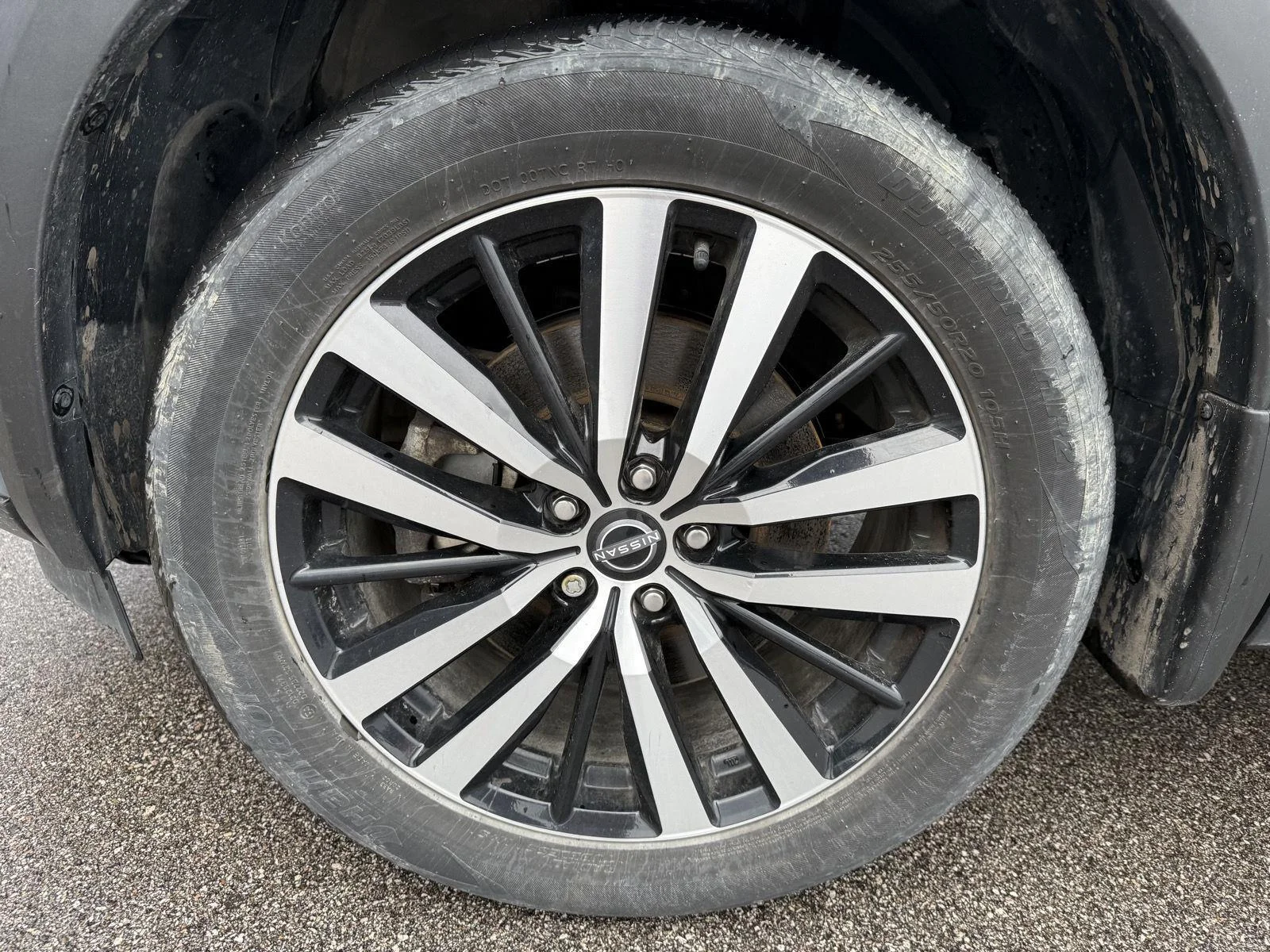 Used 2024 BLUE NISSAN PLATINUM 4WD image 16