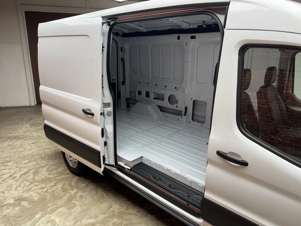 New 2026 Oxford White Ford Cargo Van image 8