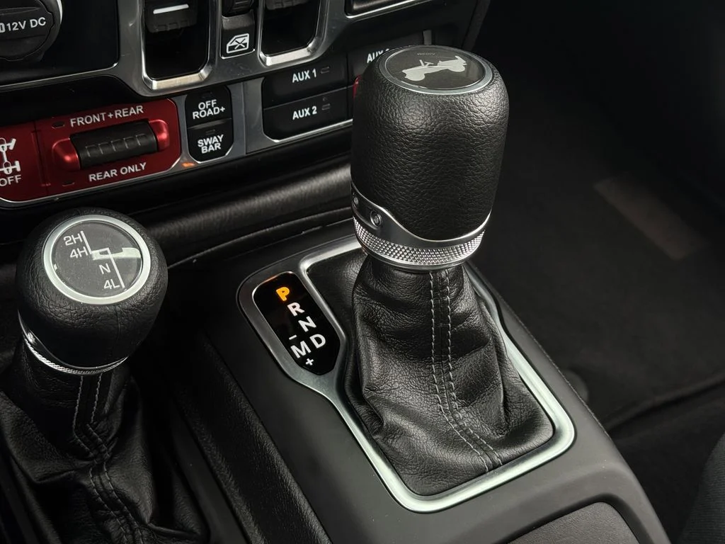 Used 2025 Red Jeep Rubicon image 18