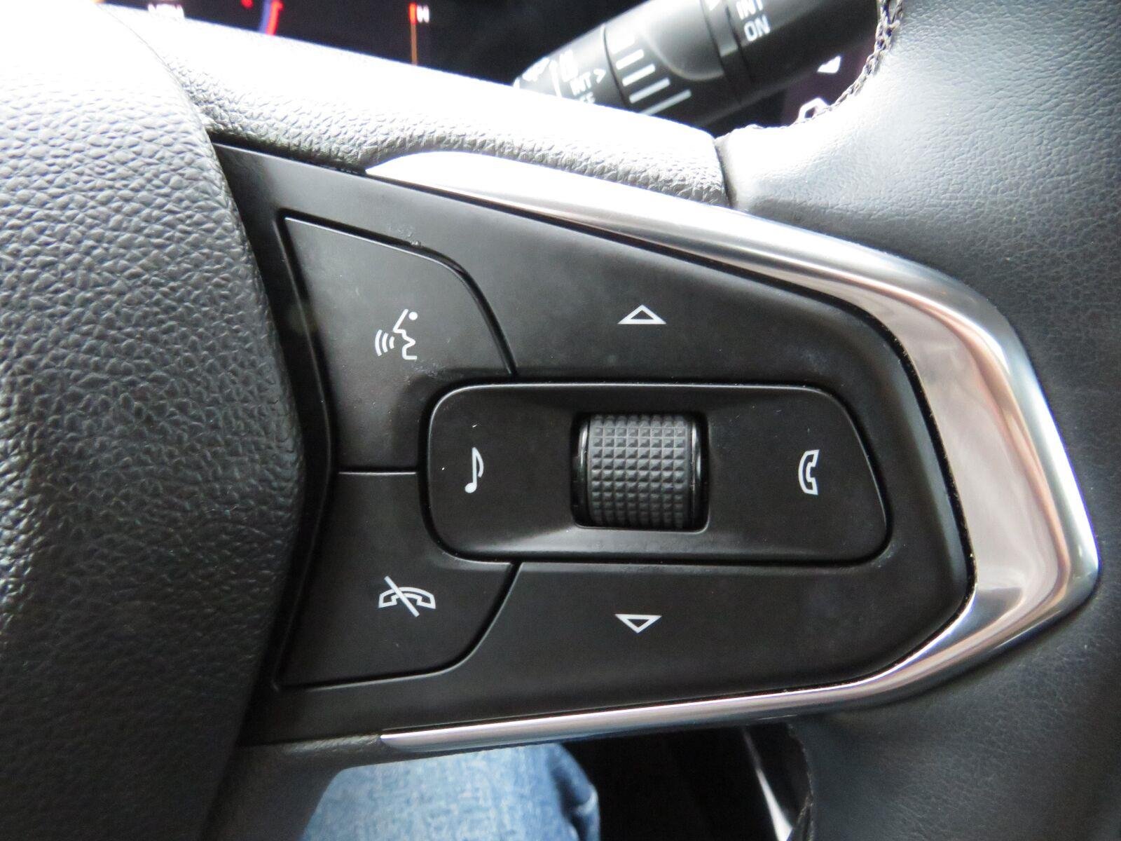 Used 2024 Crimson Metallic Chevrolet ACTIV image 32