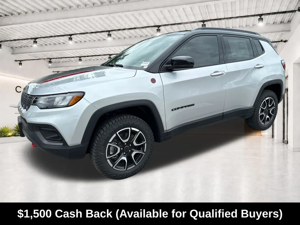 New 2026 Silver Zynith Metallic Clear-Coat Exterior Paint Jeep Trailhawk image 4