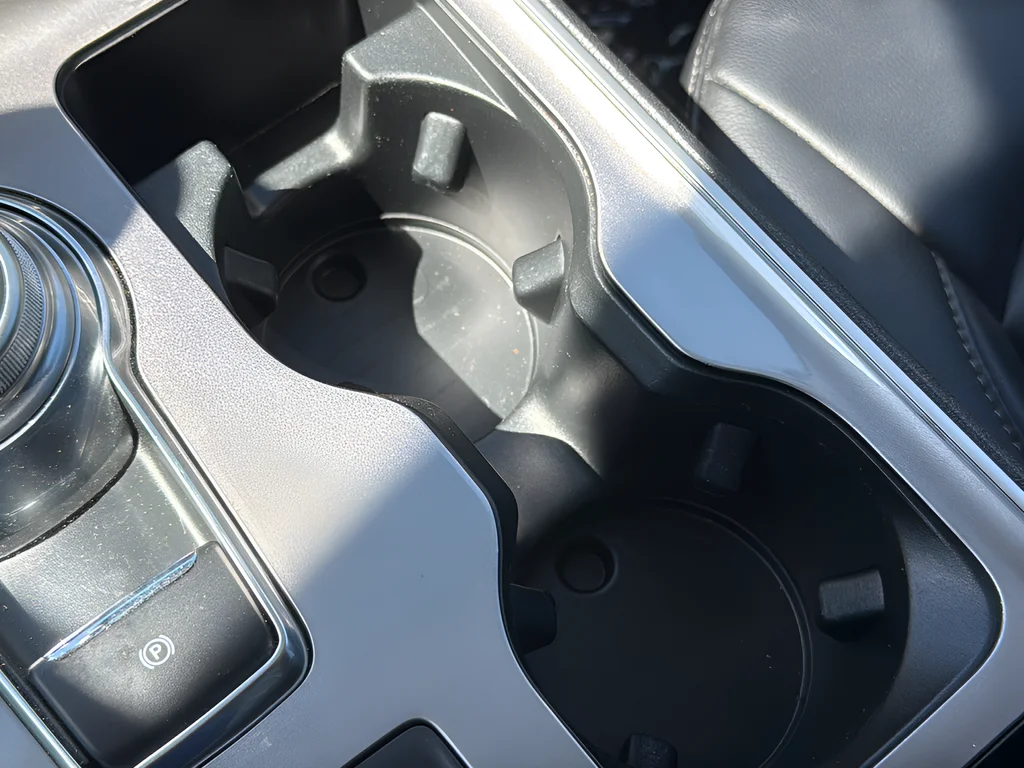 Used 2024 Gray Ford SEL image 27