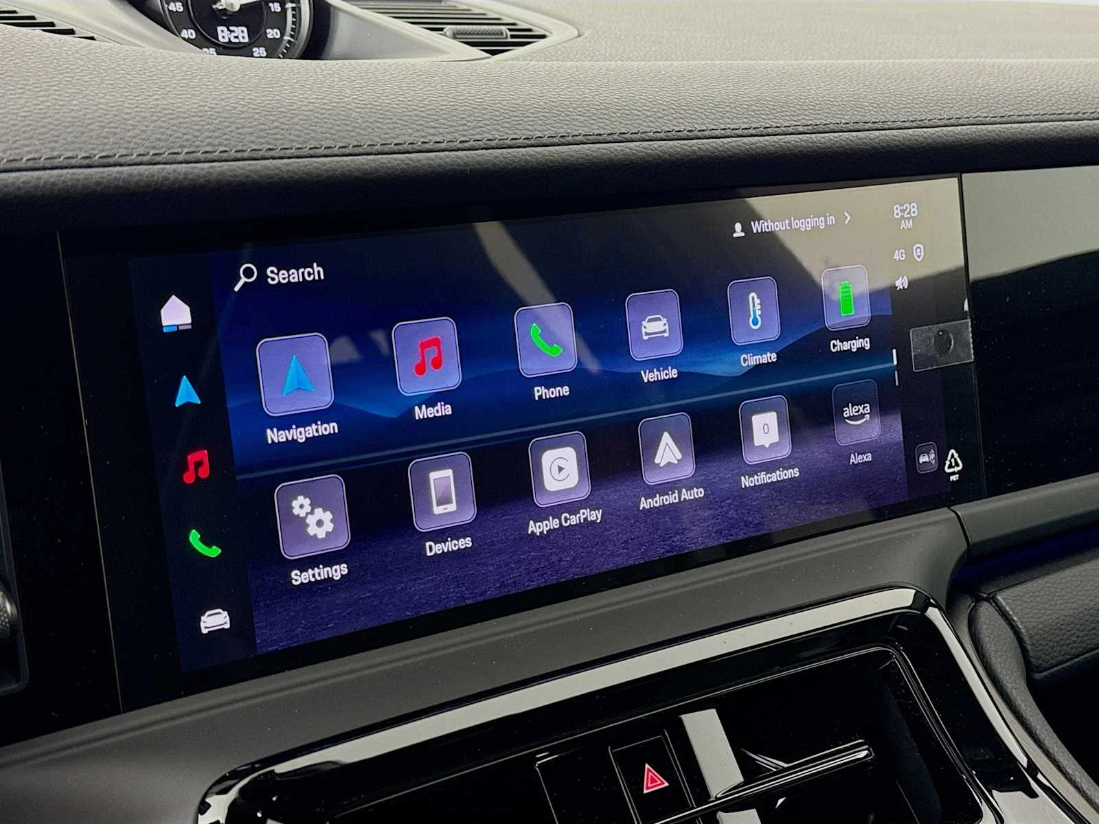 2026 Porsche Panamera 4 E-Hybrid - Photo 18