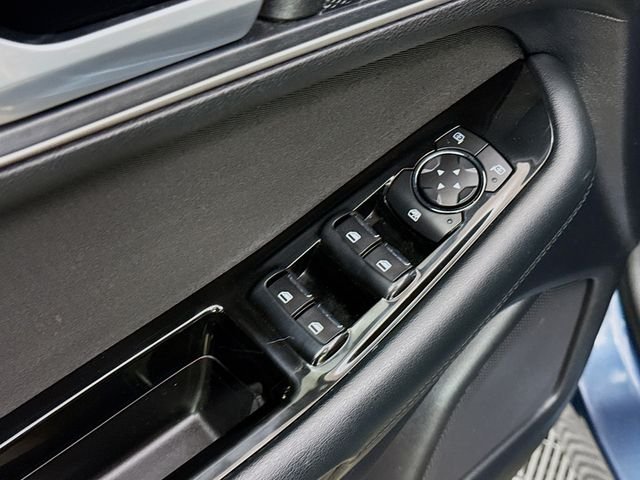 Used 2019 Blue Ford SEL image 17