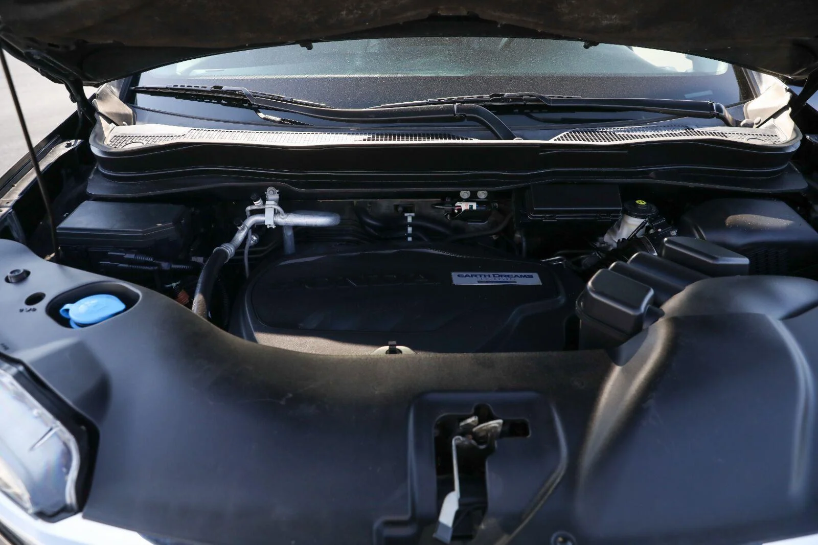 Used 2017 Crystal Black Pearl Honda EX-L image 6