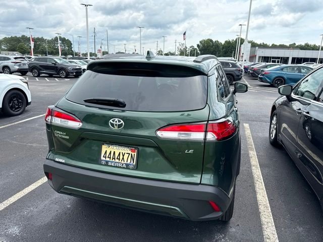 Used 2023  Toyota LE image 7