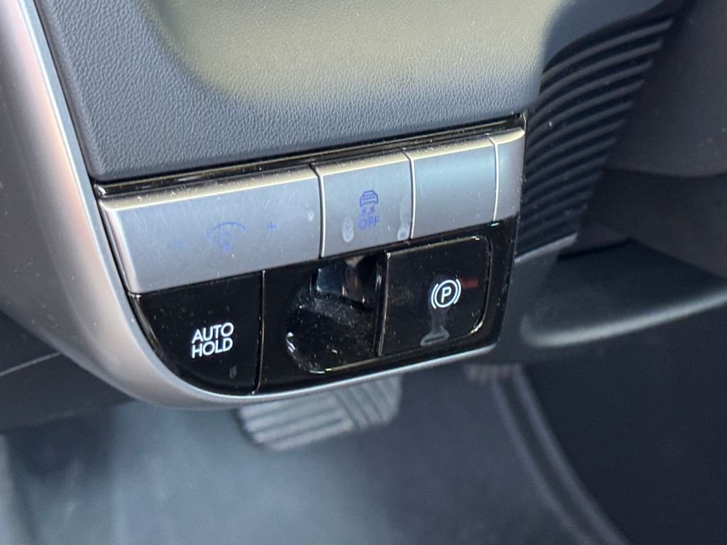 Used 2024 Gray Hyundai SE image 24