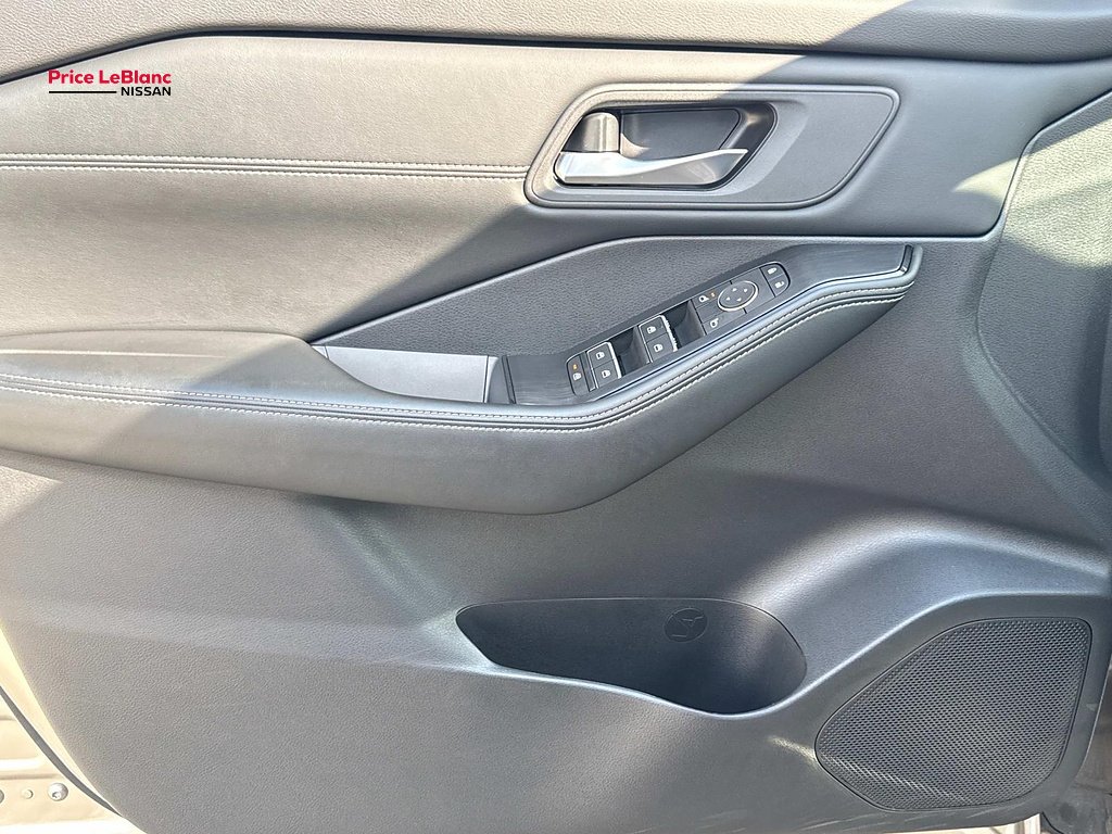 Certified Used 2025 SILVER Nissan SL image 17