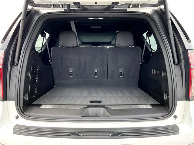 Used 2022 SUMMIT WHITE Chevrolet RST image 30
