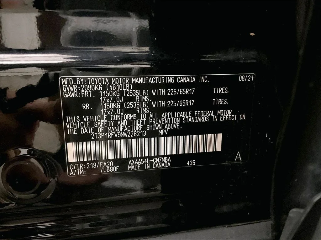 Used 2021 Black Toyota XLE image 39