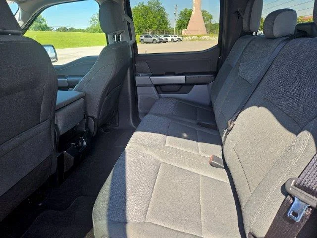 Used 2025 Black Ford XLT image 25