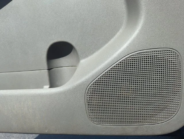 Used 2012 Blue Nissan SV image 33