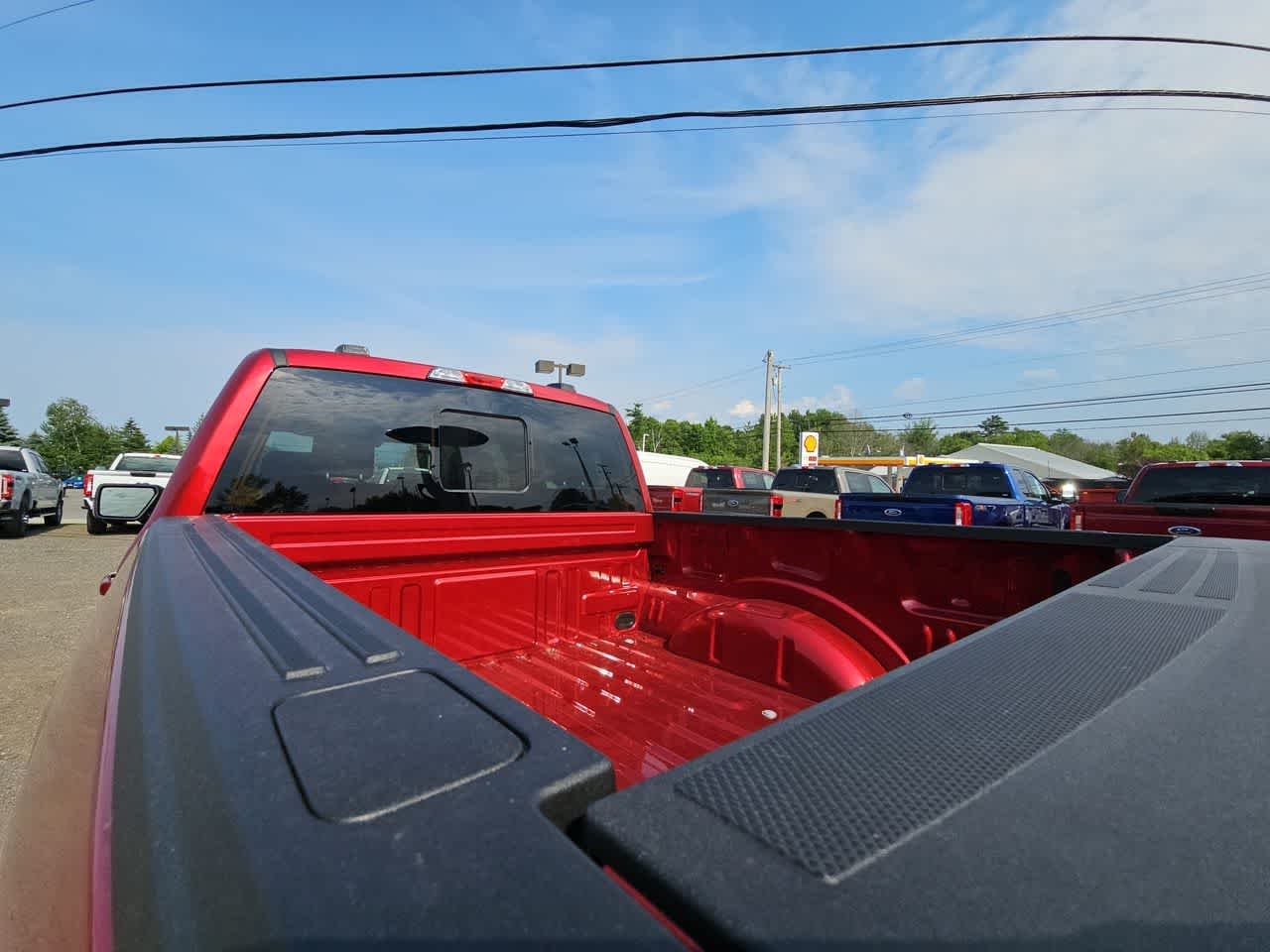 New 2026 Ruby Red Metallic Tinted Clearcoat Ford XLT image 15