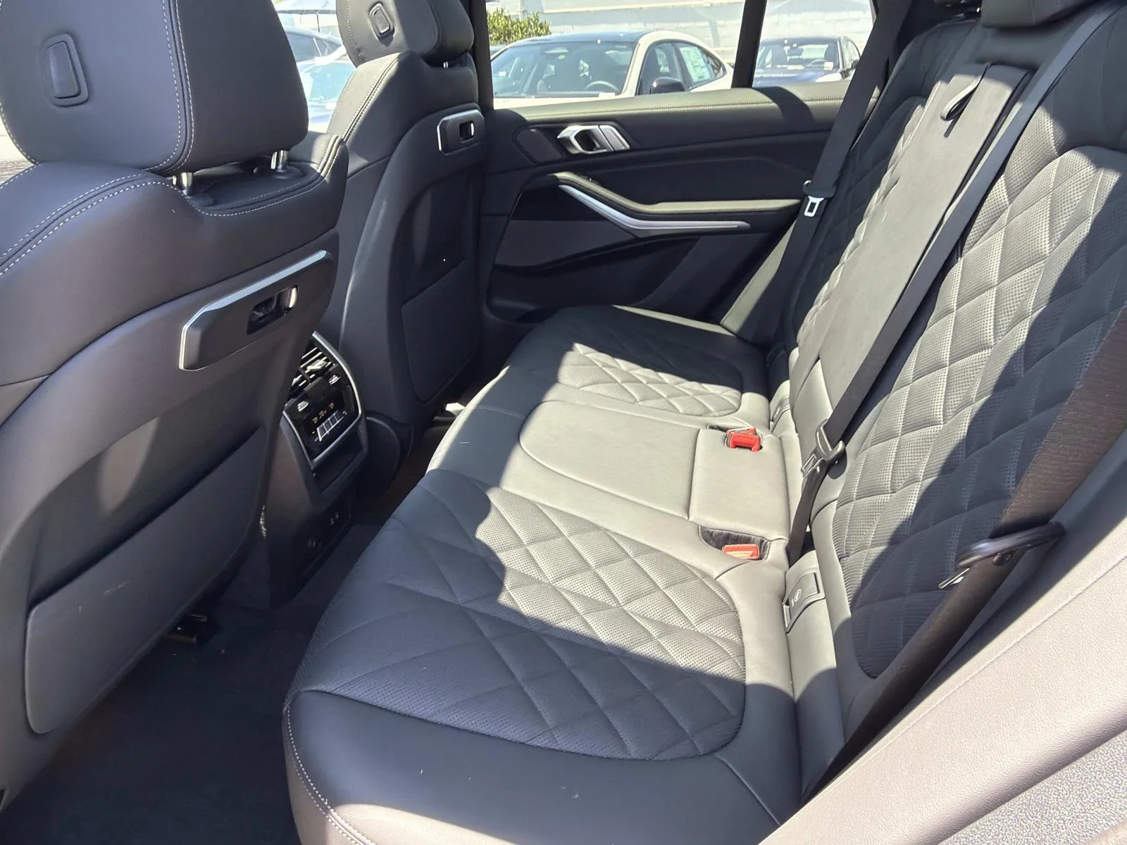 New 2026 Gunmetal II Metallic BMW sDrive40i image 12