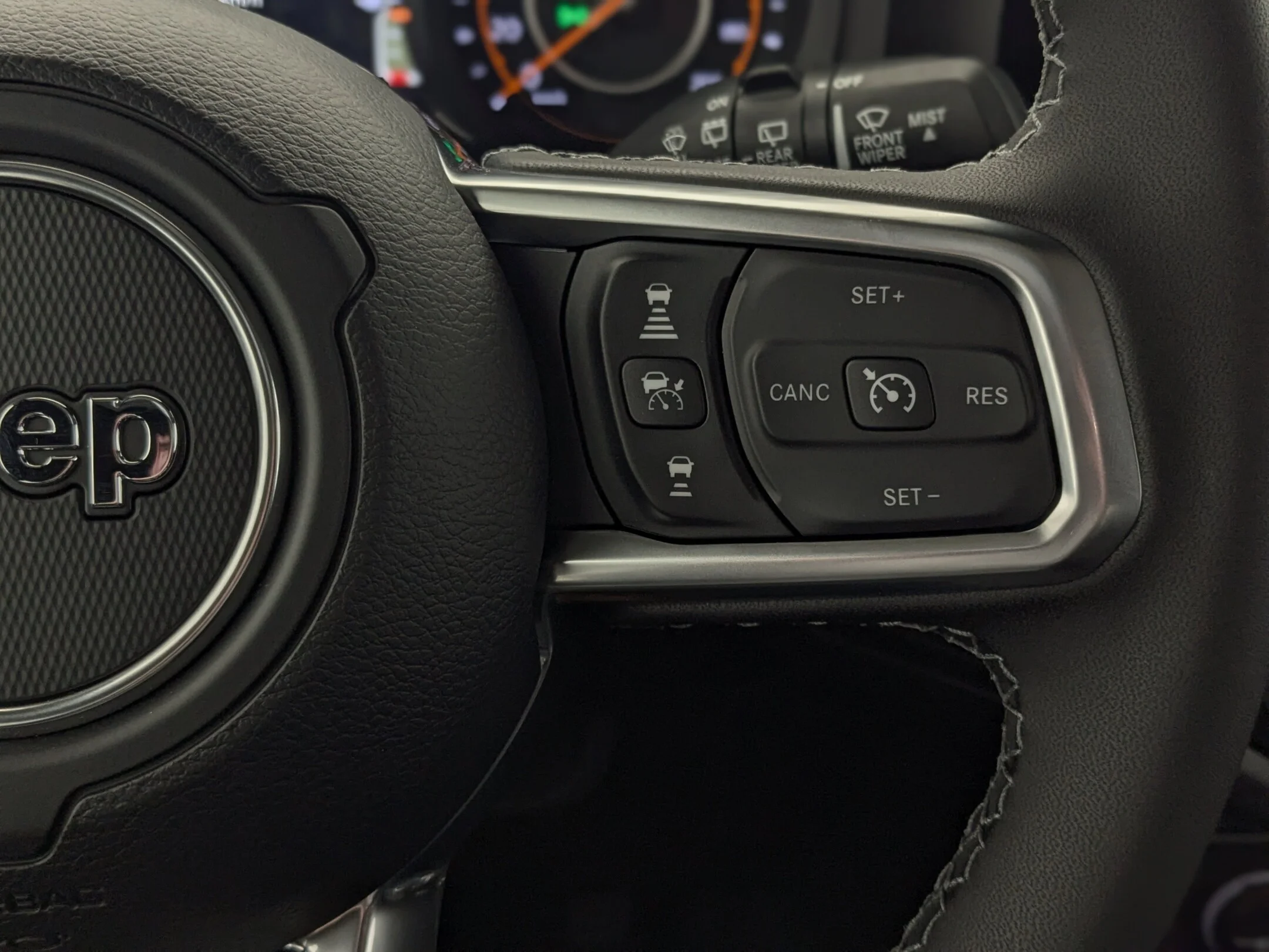 New 2026 Black Jeep Sahara - - Body-Color Hard Top - Side Steps - Remote Start - Adaptive Cruise & More! image 16
