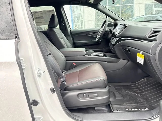 New 2026 Platinum White Pearl Honda Black Edition image 9